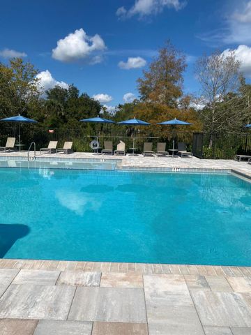 271 SW Sally Way, Stuart, FL 34997