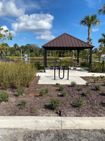 271 SW Sally Way, Stuart, FL 34997