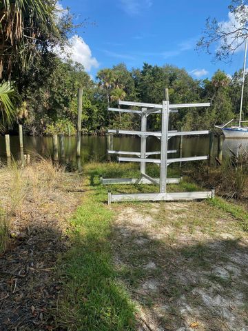 271 SW Sally Way, Stuart, FL 34997