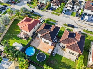 14137 SW 164th Ter, Miami, FL 33177