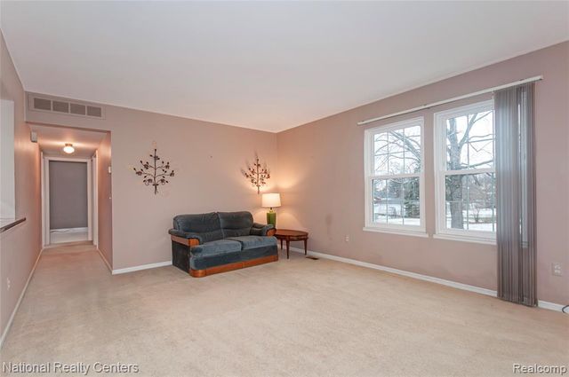 24713 Greater Mack Avenue, Saint Clair Shores, MI 48080