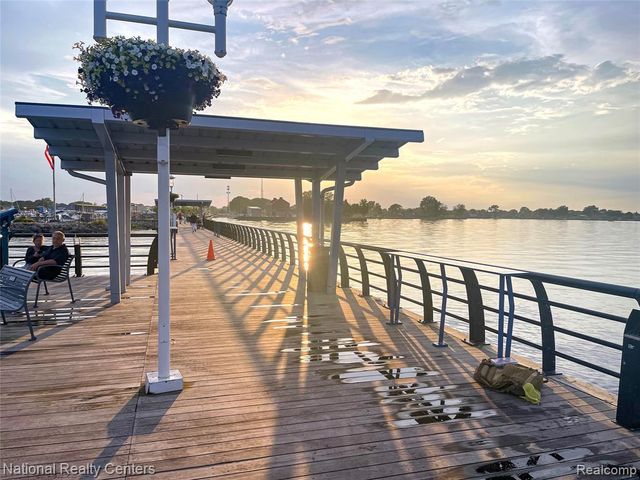 24713 Greater Mack Avenue, Saint Clair Shores, MI 48080