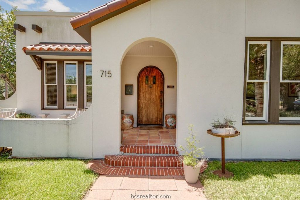 715 East 31st Street, Bryan, TX 77803 — photo 3