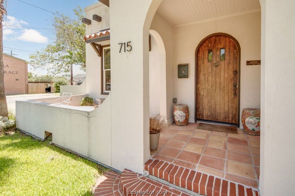 715 East 31st Street, Bryan, TX 77803 — photo 4
