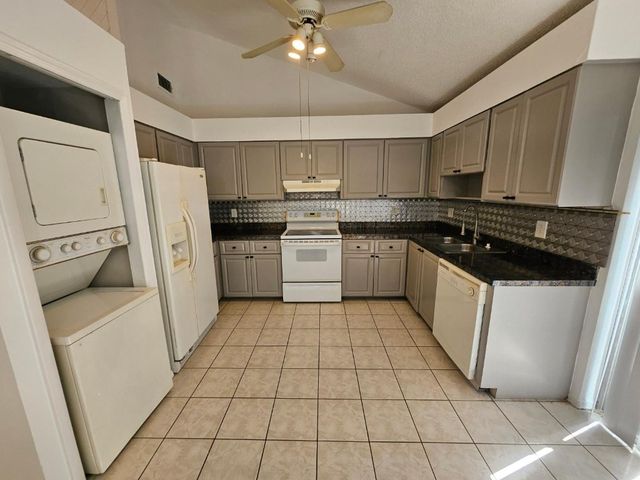 8047 NW 8th Street 8047, Fort Lauderdale, FL 33324