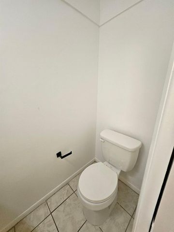 8047 NW 8th Street 8047, Fort Lauderdale, FL 33324