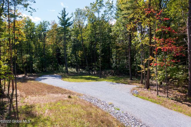 178 Route 9P, Malta, NY 12866