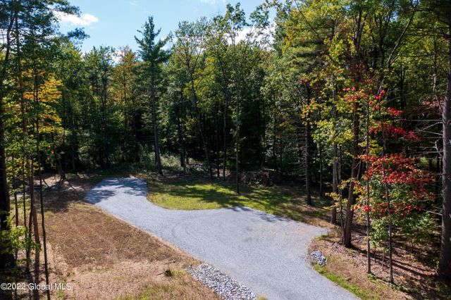 178 Route 9P, Malta, NY 12866