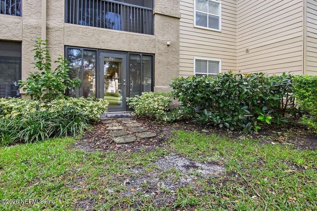 5 ARBOR CLUB Drive 103, Ponte Vedra Beach, FL 32082
