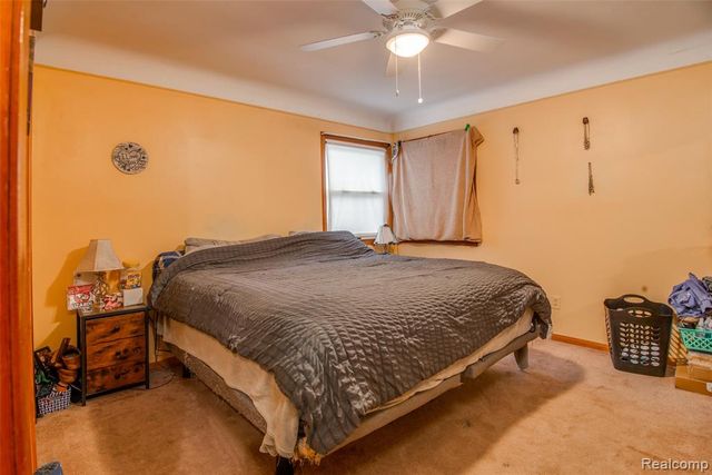 21858 Pleasant Avenue, Eastpointe, MI 48021