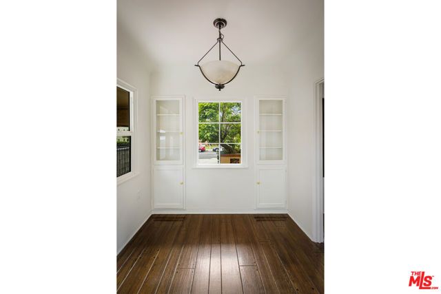 844 S Curson Avenue, Los Angeles, CA 90036