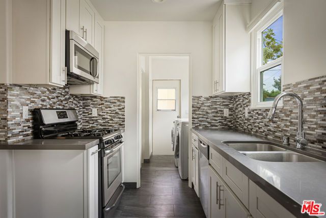 844 S Curson Avenue, Los Angeles, CA 90036