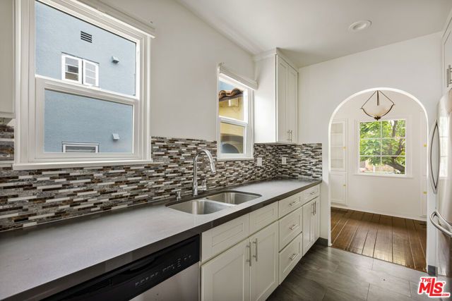 844 S Curson Avenue, Los Angeles, CA 90036