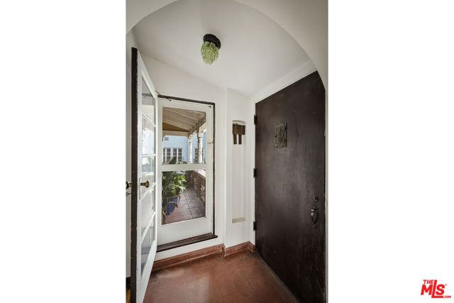 844 S Curson Avenue, Los Angeles, CA 90036