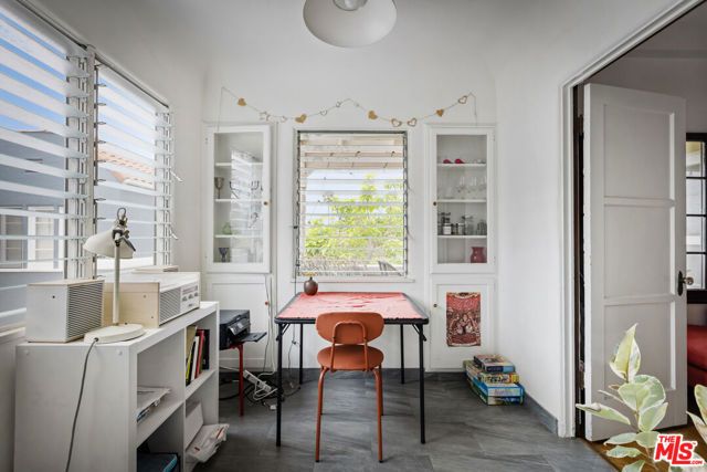 844 S Curson Avenue, Los Angeles, CA 90036