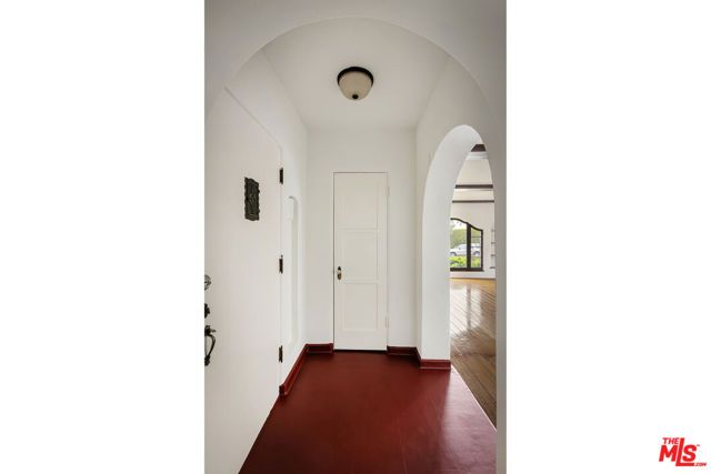 844 S Curson Avenue, Los Angeles, CA 90036