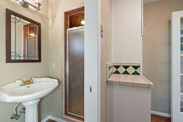 418 Gerard Dr, Lodi, CA 95242