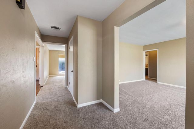 418 Gerard Dr, Lodi, CA 95242