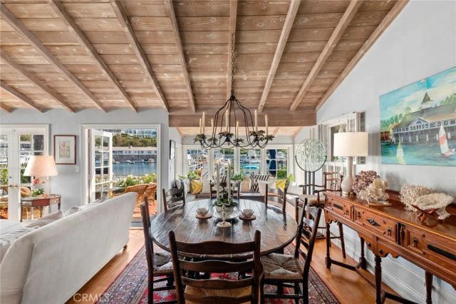 323 E Bay Front, Newport Beach, CA 92662