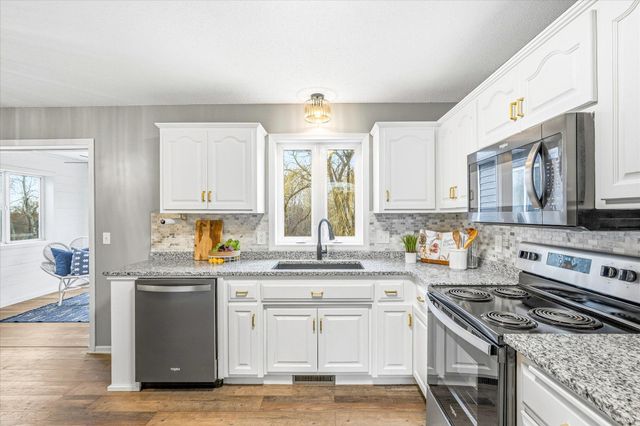 707 Erickson Court, Sauk Rapids, MN 56379