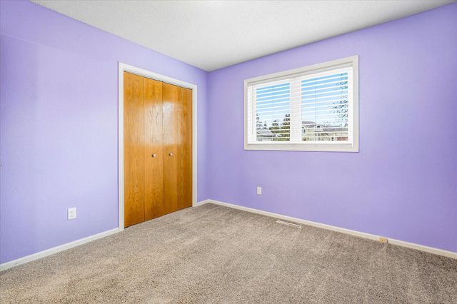 707 Erickson Court, Sauk Rapids, MN 56379