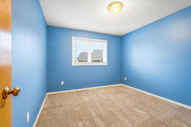 707 Erickson Court, Sauk Rapids, MN 56379