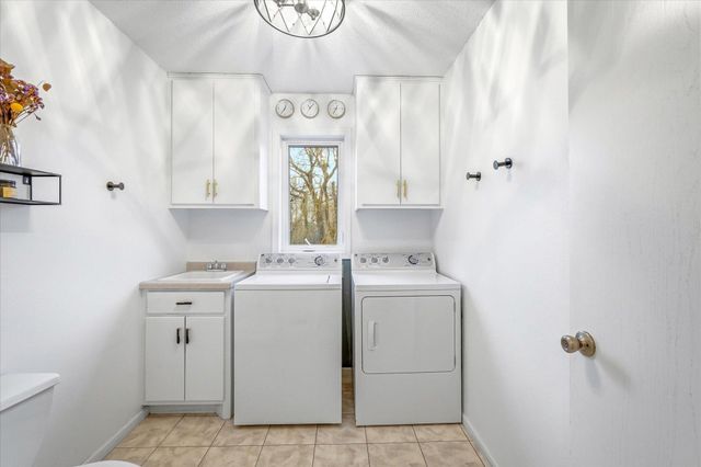 707 Erickson Court, Sauk Rapids, MN 56379