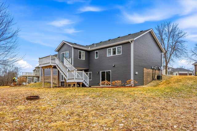 707 Erickson Court, Sauk Rapids, MN 56379
