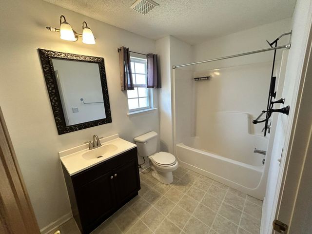 2175 Hagood Loop, Crestview, FL 32536