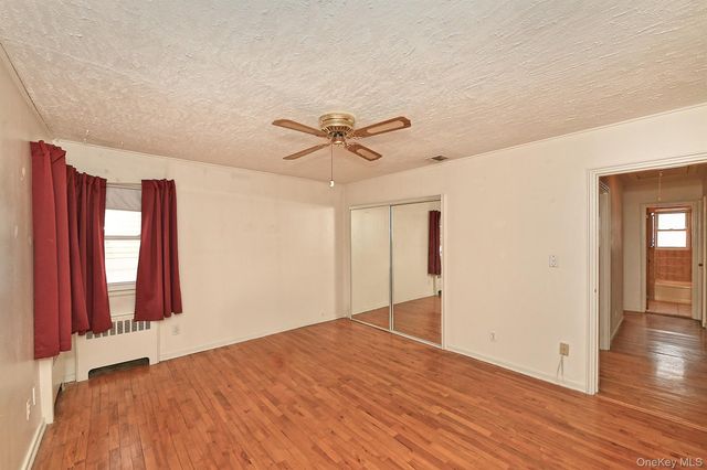 481 Leonard Boulevard, New Hyde Park, NY 11040