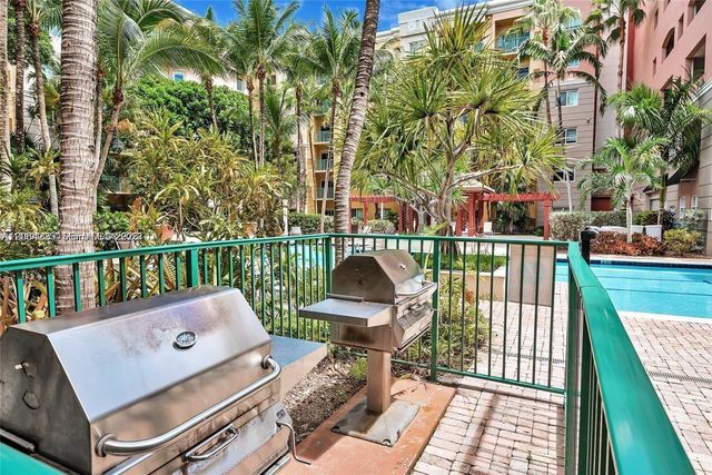 6001 SW 70th Street 311, South Miami, FL 33143