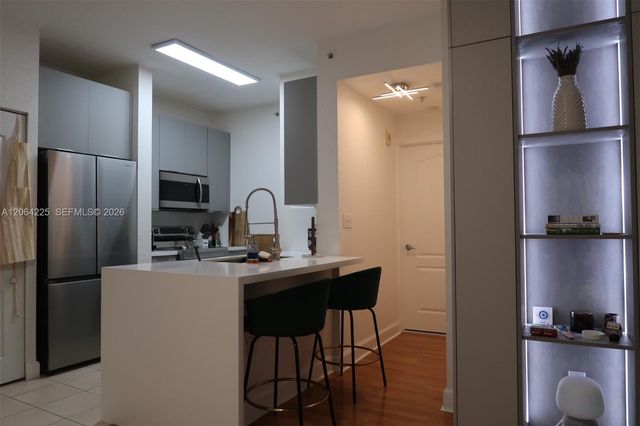 6001 SW 70th Street 311, South Miami, FL 33143