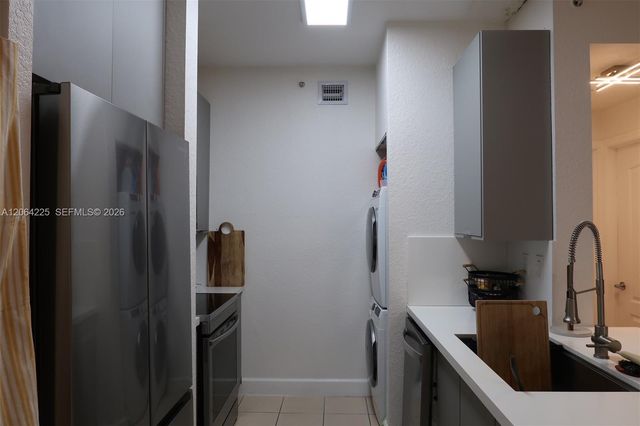 6001 SW 70th Street 311, South Miami, FL 33143