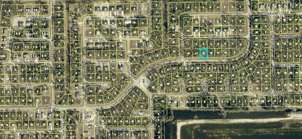 246 Woodburn DR, LEHIGH ACRES, FL 33972 — photo 3
