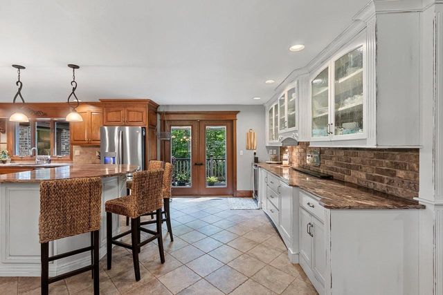 899 PINE HILL DRIVE, Oneida, WI 54155