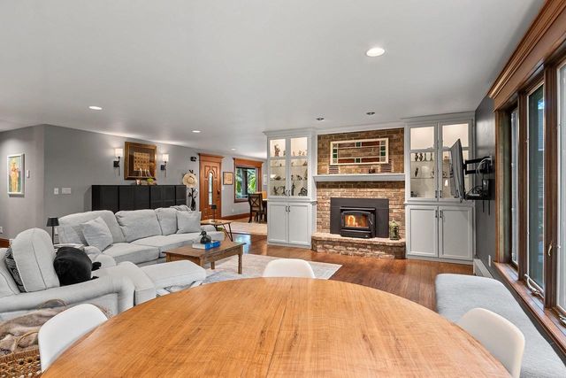 899 PINE HILL DRIVE, Oneida, WI 54155