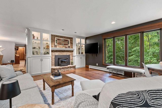 899 PINE HILL DRIVE, Oneida, WI 54155
