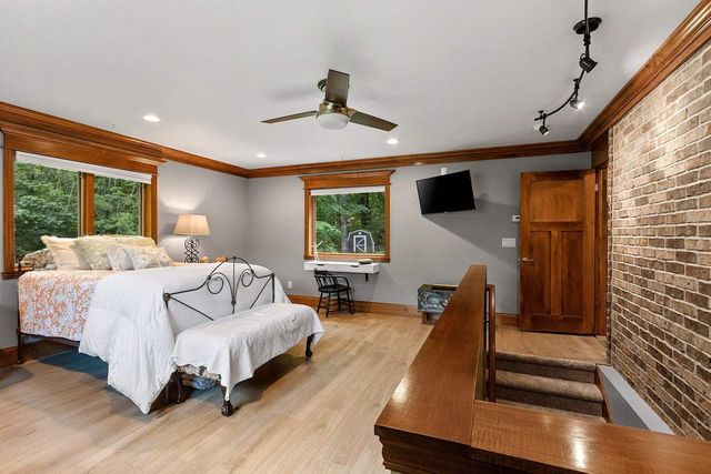 899 PINE HILL DRIVE, Oneida, WI 54155