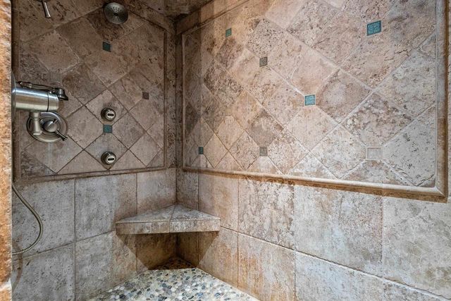 899 PINE HILL DRIVE, Oneida, WI 54155