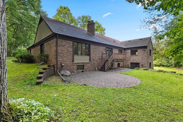 899 PINE HILL DRIVE, Oneida, WI 54155