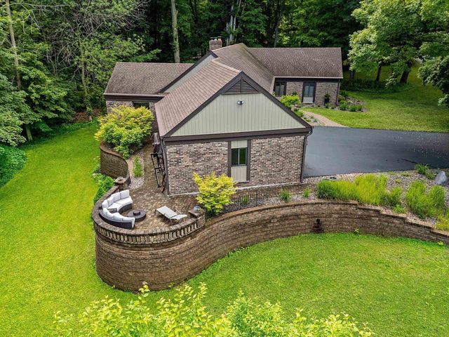 899 PINE HILL DRIVE, Oneida, WI 54155