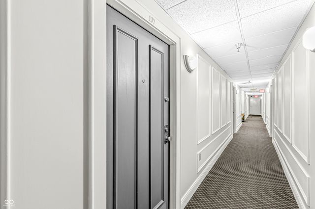 230 E 9th Street 302, Indianapolis, IN 46204