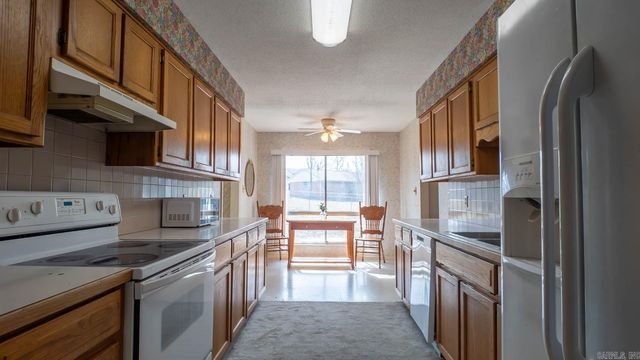 2014 Deer Path, Mountain Home, AR 72653