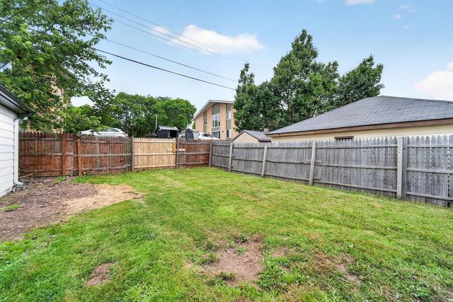 2702 Loraine AVENUE, Racine, WI 53404