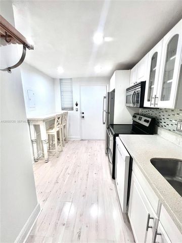 3660 NE 166th St 405, North Miami Beach, FL 33160