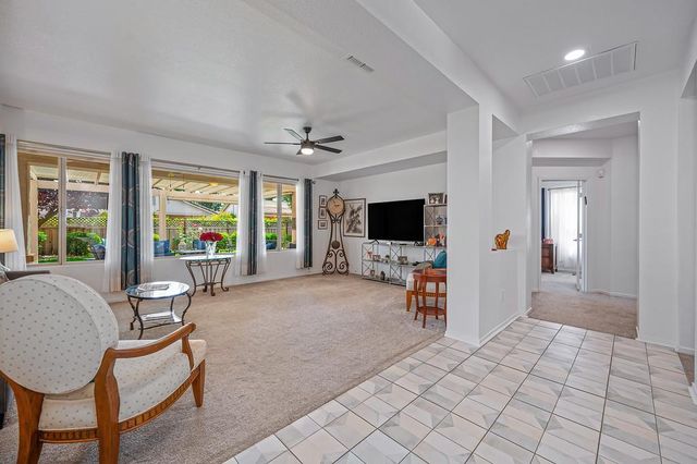 423 Poppyfield Ct, Lincoln, CA 95648