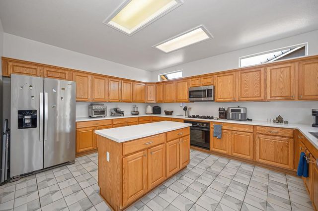 423 Poppyfield Ct, Lincoln, CA 95648
