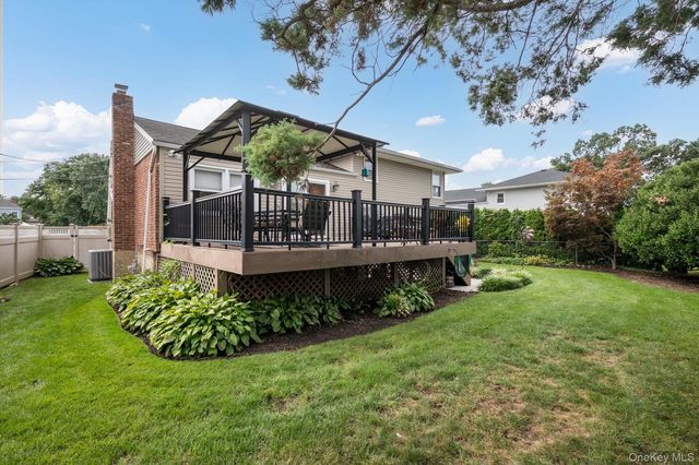 2877 Gerald Court, North Bellmore, NY 11710