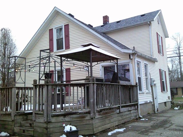 115 N Wolf Creek Street, Brookville, OH 45309