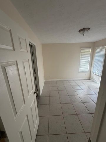 120 SW Bedford Road, Port St. Lucie, Port St Lucie, FL 34953